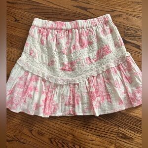 Loveshackfancy cotton mini skirt. Excellent condition. Size 00.